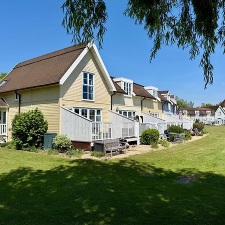Emerald Lake House South Cerney Luaran gambar