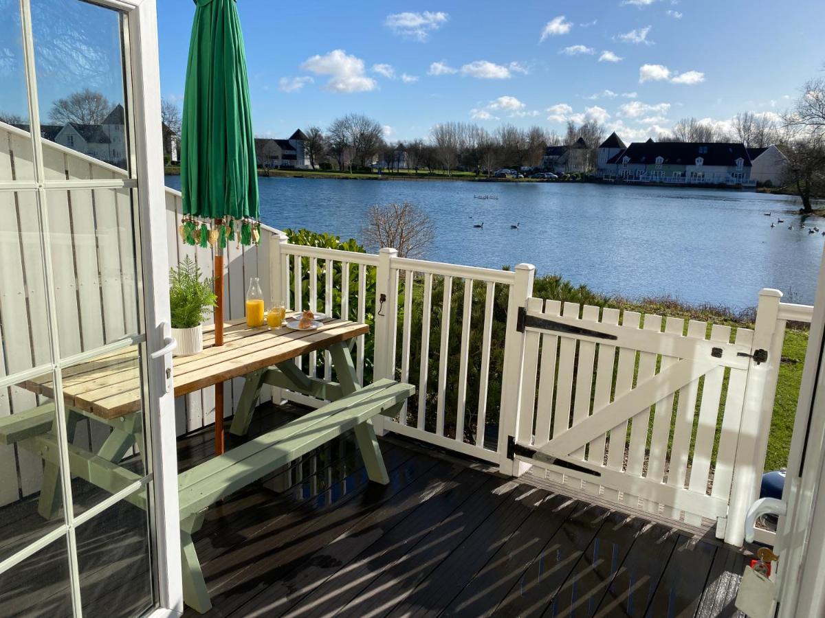 Emerald Lake House South Cerney Luaran gambar
