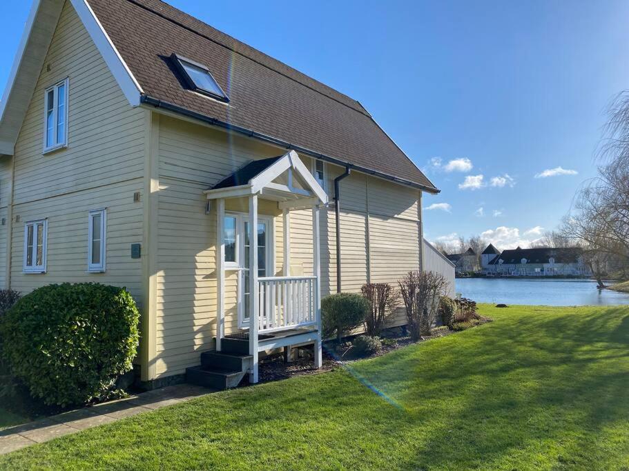Emerald Lake House South Cerney Luaran gambar