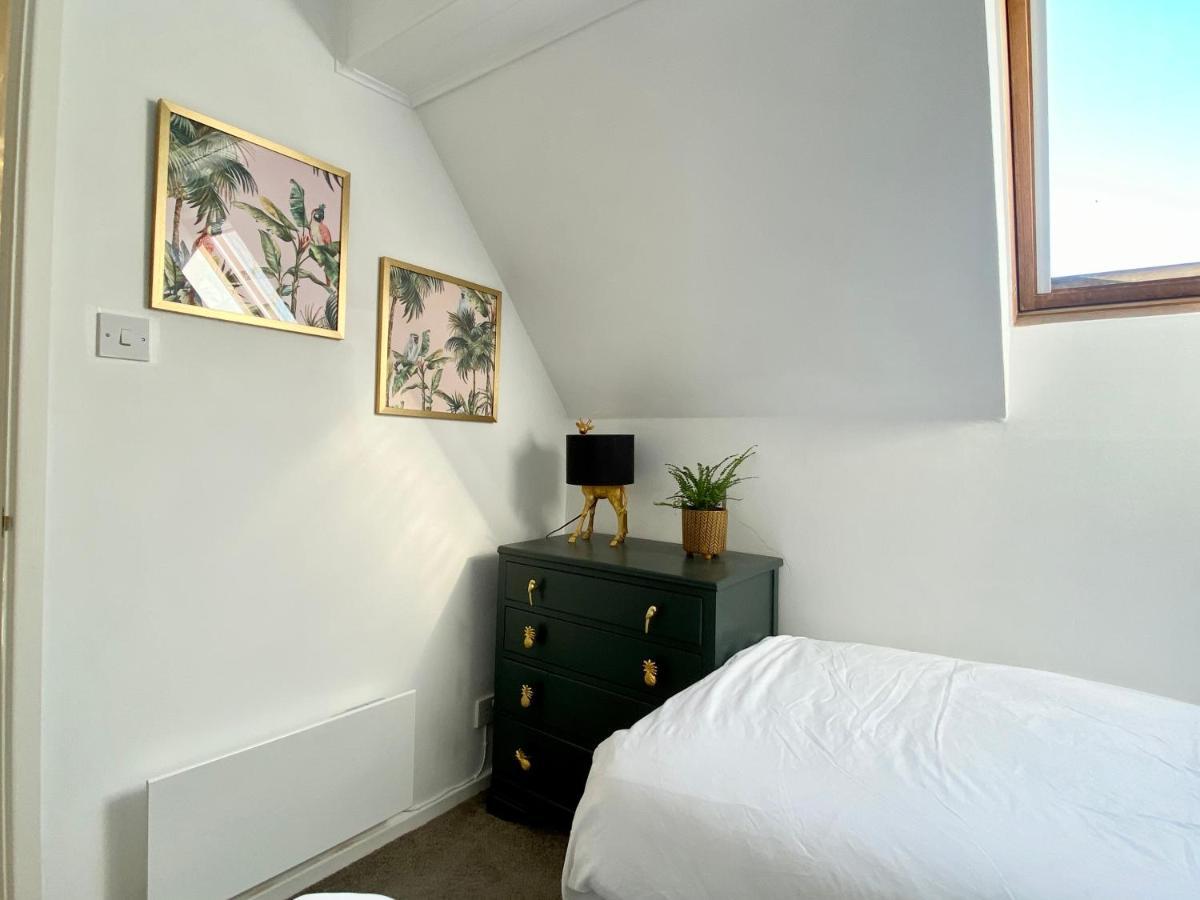 Emerald Lake House South Cerney Luaran gambar